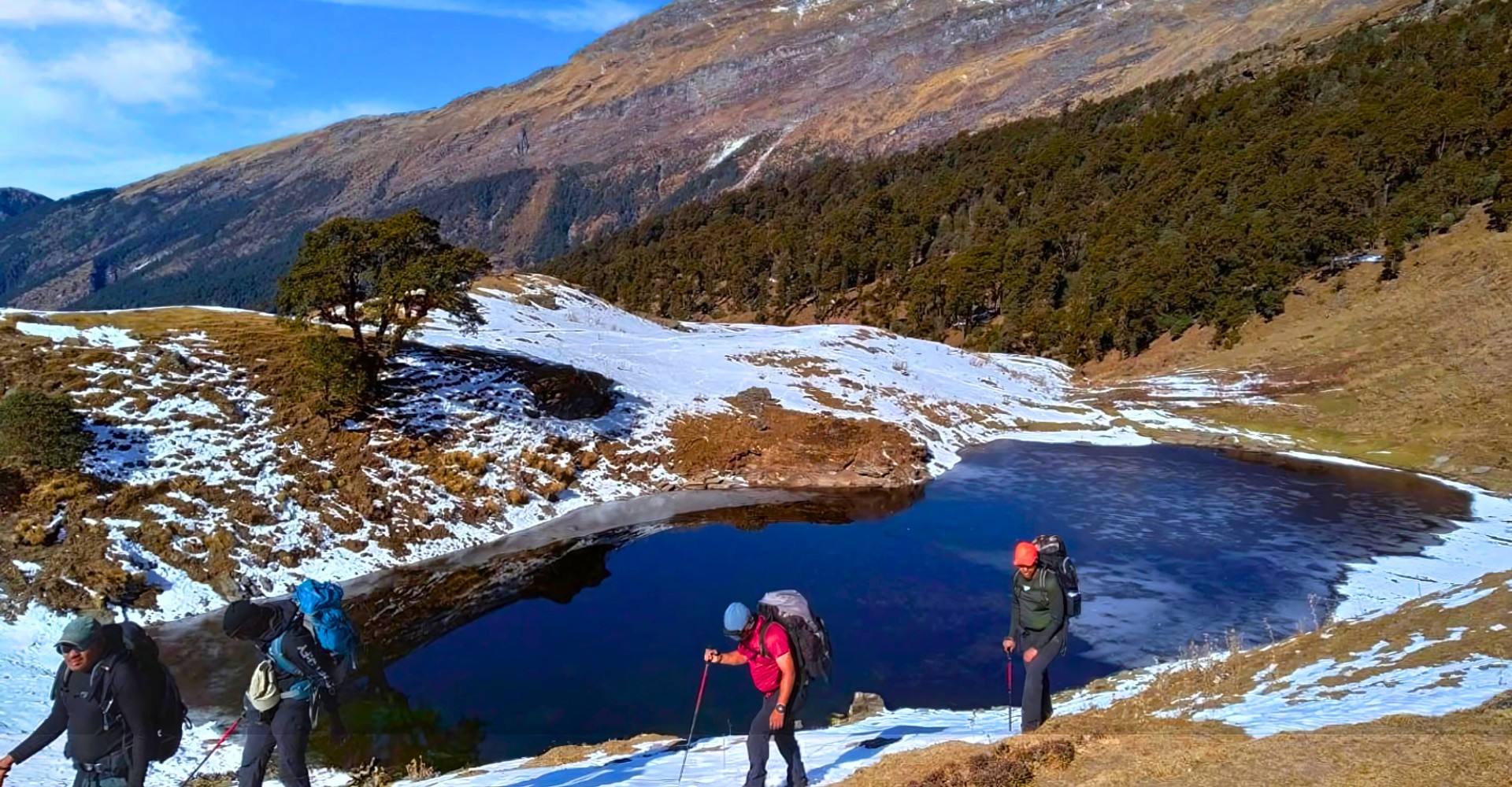 How to Choose the Best Brahmatal Trek Package for Winter