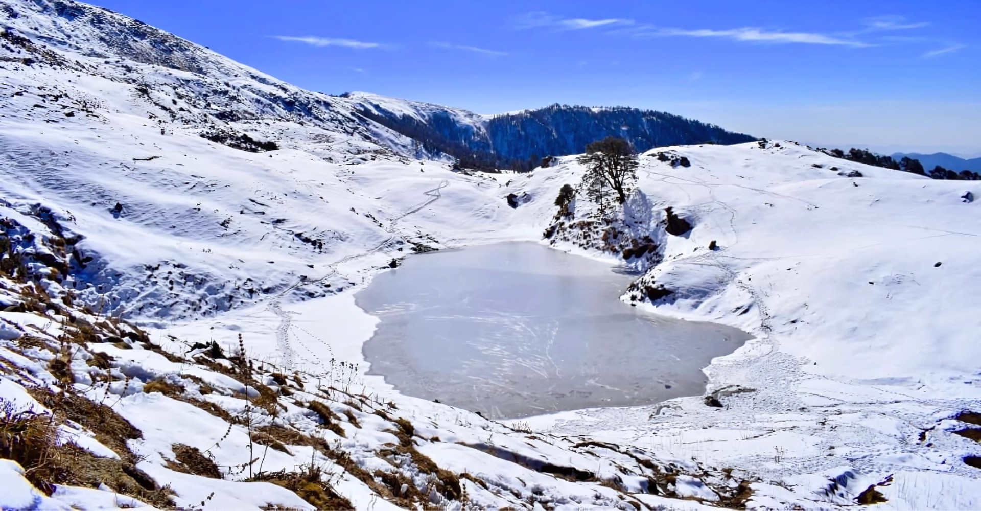 Brahmatal Trek Best Time to Visit